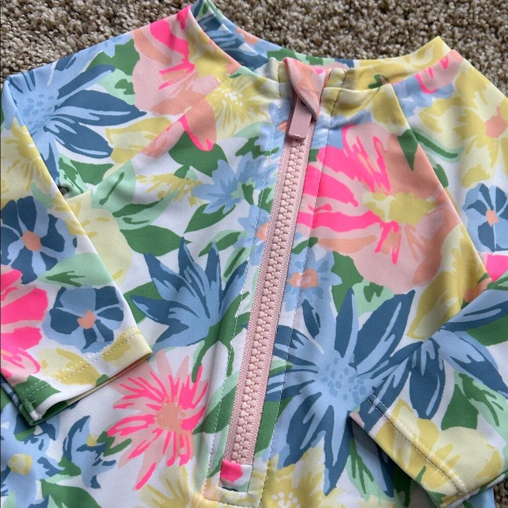 Old Navy One Piece Pastel Floral Long Sleeve Baby Swimwear, Size 3-6 Months - Picture 4 of 6